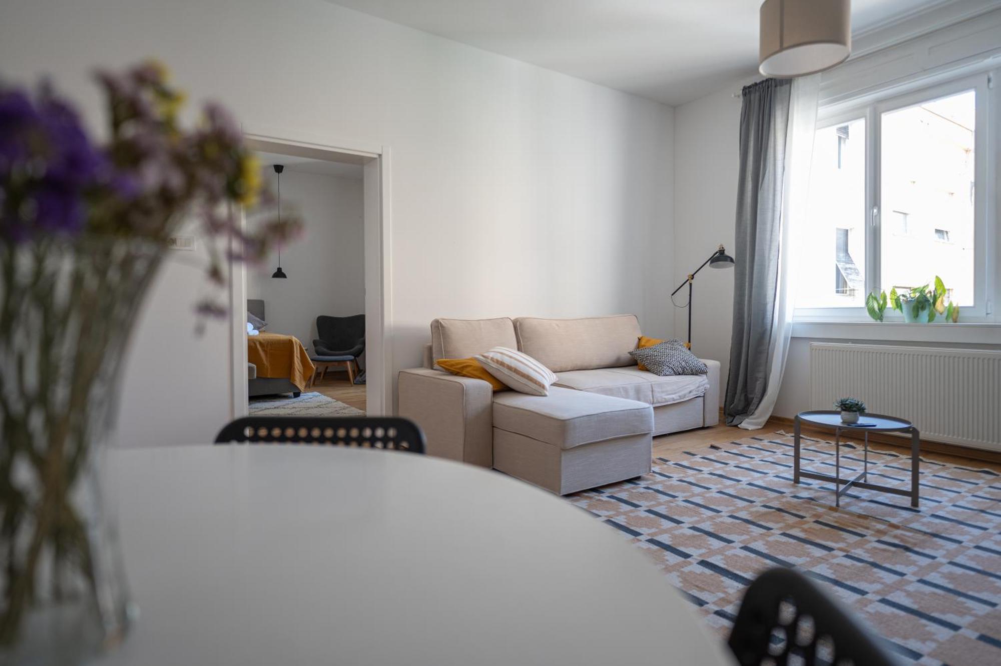 Wally Apartments By Flat White - With Elevator ซาเกร็บ ภายนอก รูปภาพ