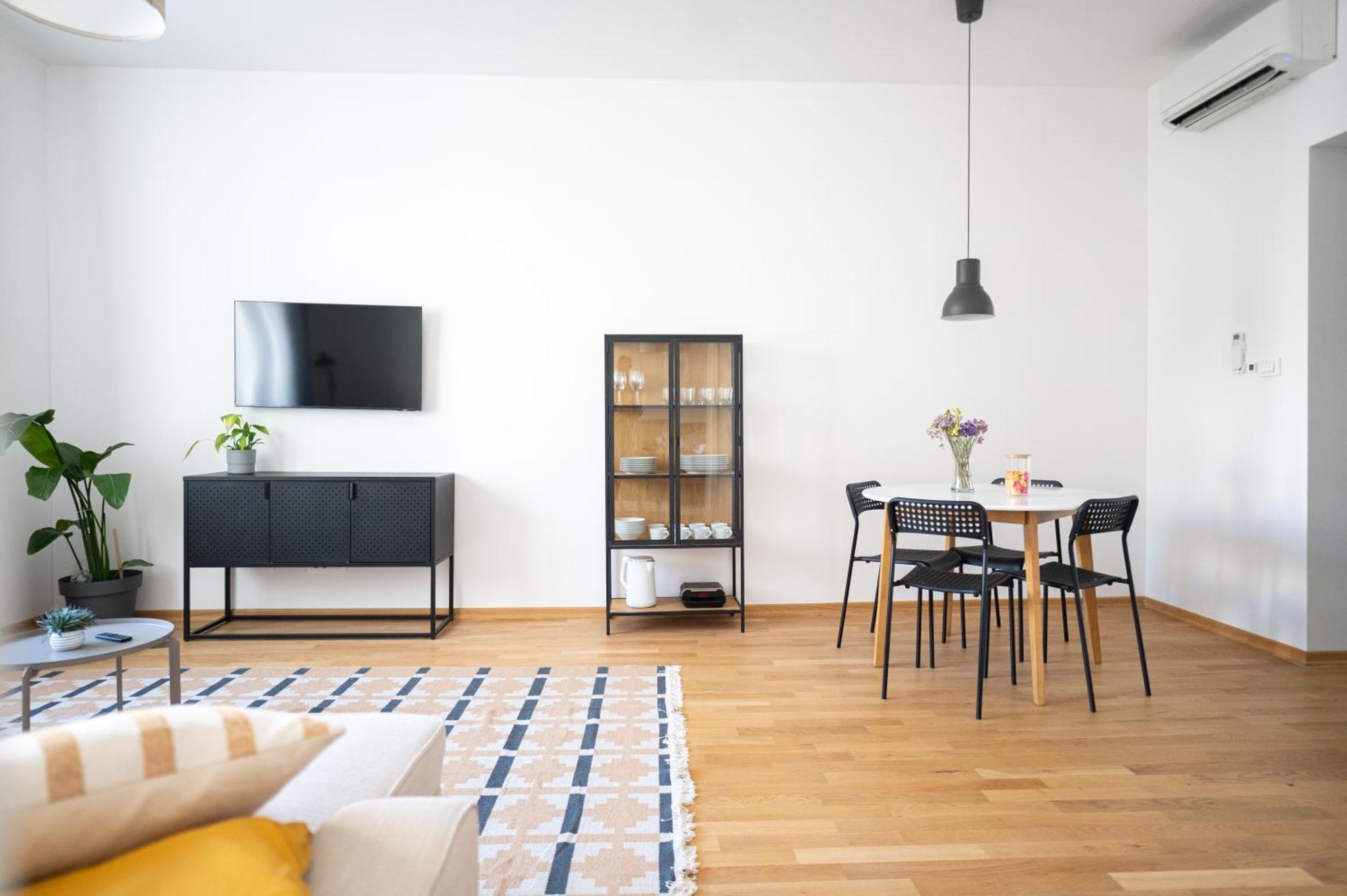 Wally Apartments By Flat White - With Elevator ซาเกร็บ ภายนอก รูปภาพ