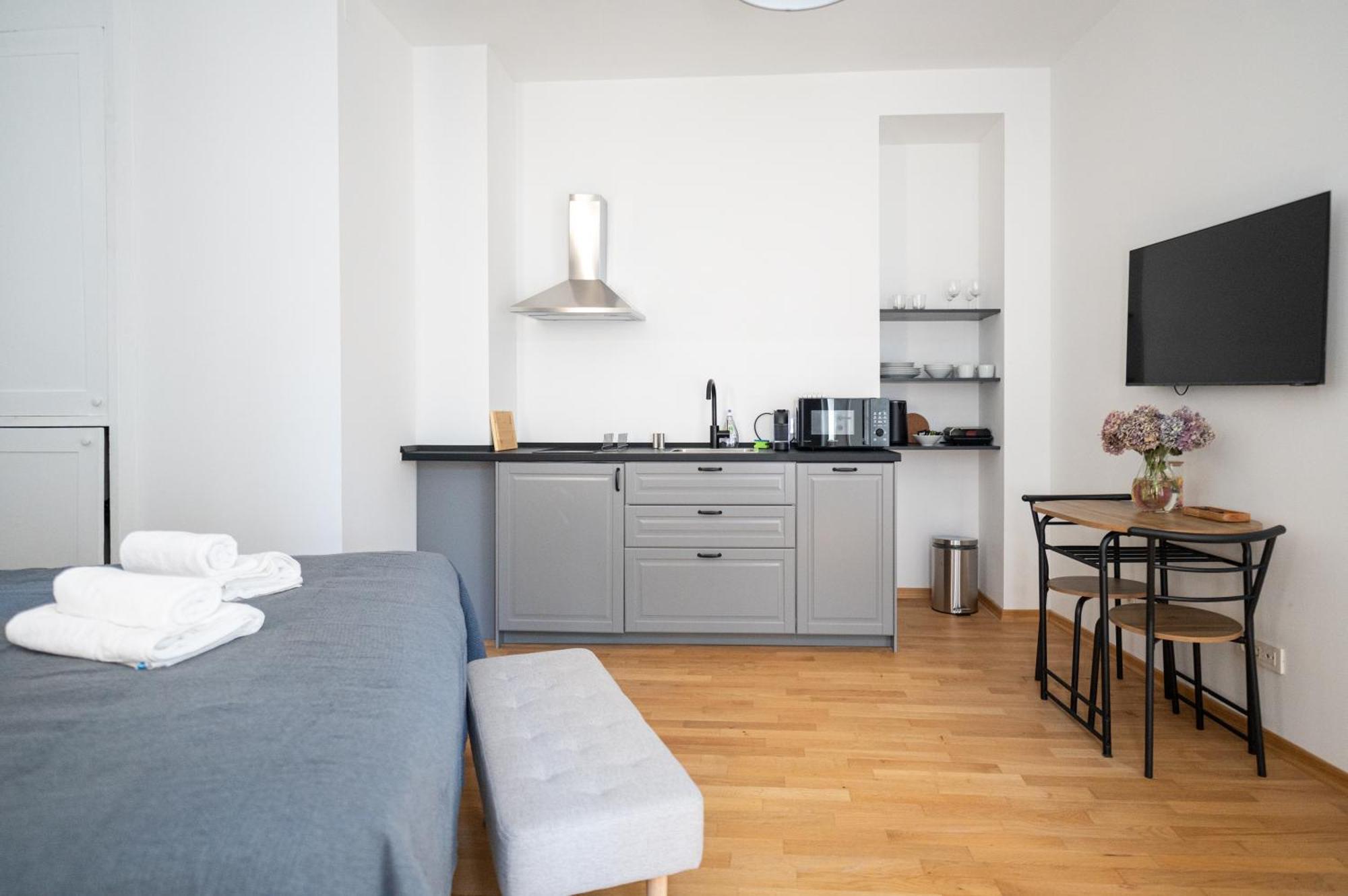 Wally Apartments By Flat White - With Elevator ซาเกร็บ ภายนอก รูปภาพ