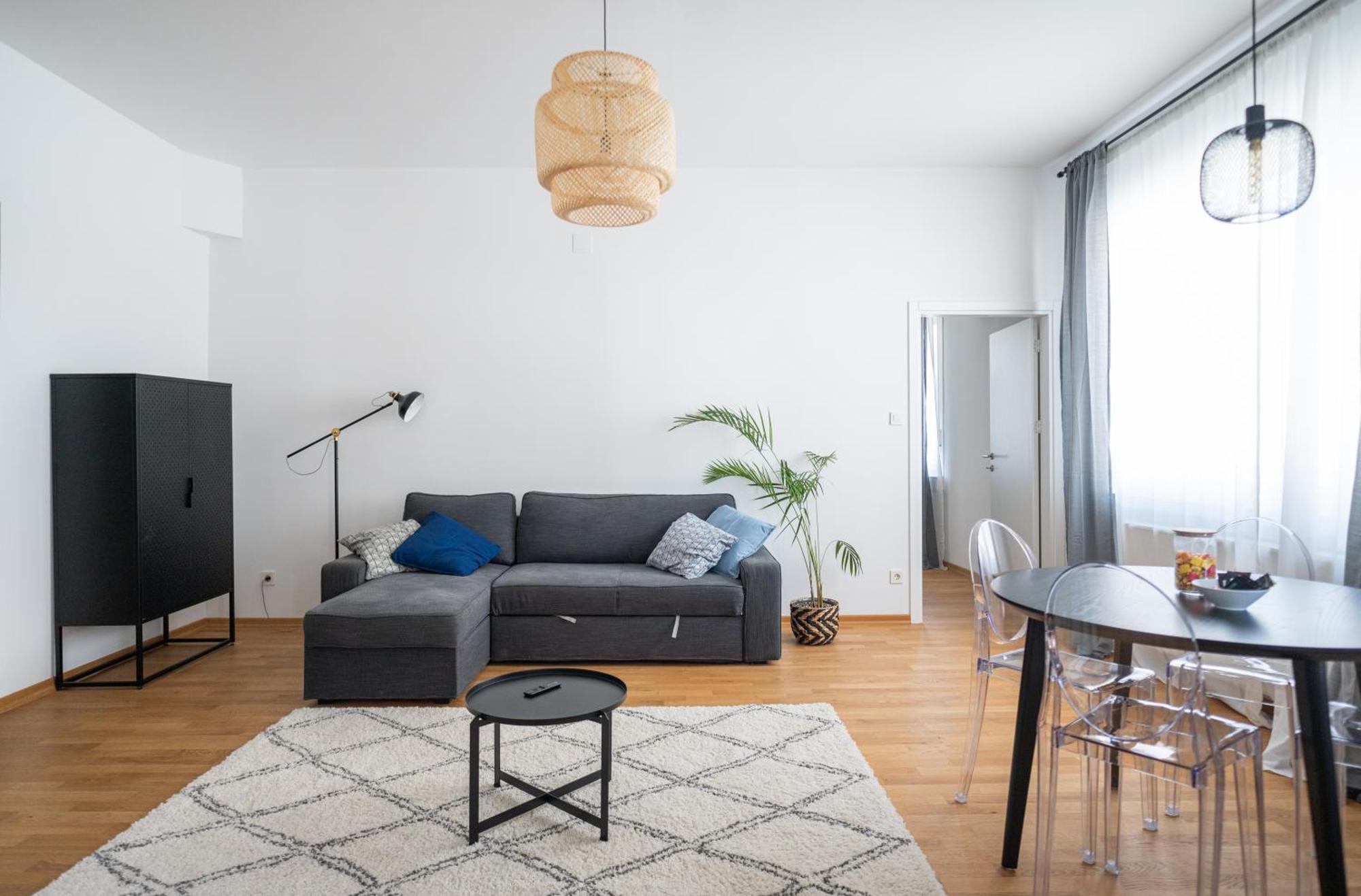 Wally Apartments By Flat White - With Elevator ซาเกร็บ ภายนอก รูปภาพ