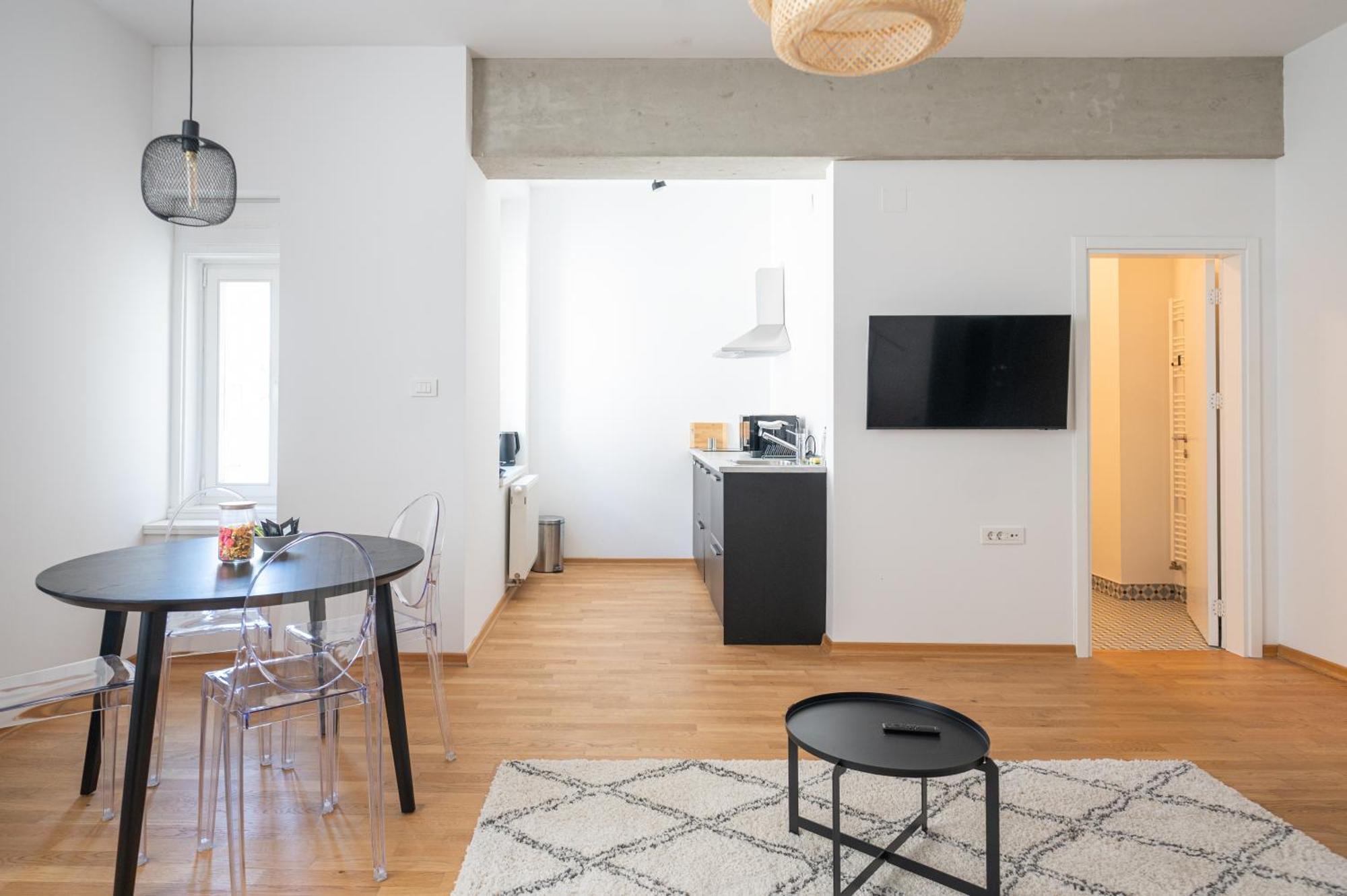 Wally Apartments By Flat White - With Elevator ซาเกร็บ ภายนอก รูปภาพ